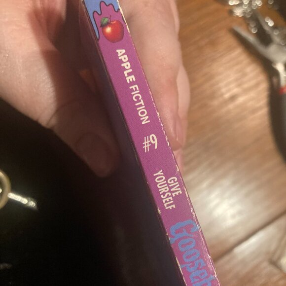 Vintage Book-Goosebumps The Knight in Screaming Armor 1996-RL Stine - Picture 3 of 4